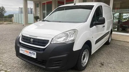 Usado Peugeot Partner 100 HP (73 kW) 2018 Monovolume