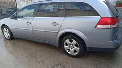 Cinzento Usado 2005 Opel Vectra Carrinha | € 3.800 (Preço justo)