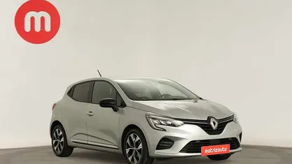 Cinzento Usado 2023 Renault Clio V Evolution | € 16.499 (Preço justo)