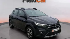 Preto Usado 2022 Dacia Sandero Comfort Sedan | € 14.990 (Preço justo)