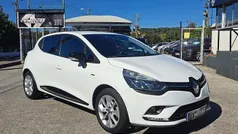 Branco Usado 2017 Renault Clio IV LIMITED | € 12.290 (Preço justo)
