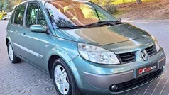 Verde Usado 2004 Renault Mégane II Monovolume | € 3.990 (Preço justo)