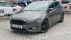 Cinza antracite Usado 2018 Ford Focus ST-Line Carrinha | € 16.990 (Preço justo)