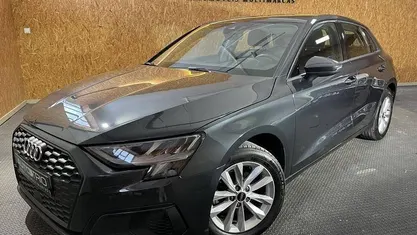 Usado Audi A3 116 HP (85 kW) 2022 Cinzento Sedan