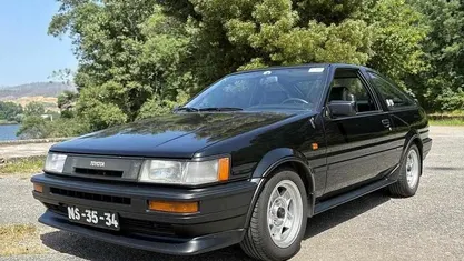 Usado Toyota Corolla 124 HP (91 kW) 1985 Coupé