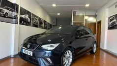 Azul Usado 2022 Seat Ibiza FR | € 16.800 (Preço justo)