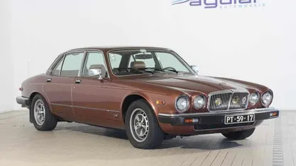 Usado Jaguar XJ6 205 HP (150 kW) 1982 Sedan
