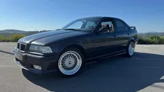 Preto Usado 1993 BMW 318 Sedan | € 5.999