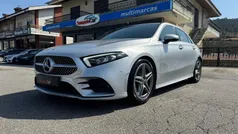 Cinza Usado 2020 Mercedes A160 AMG line Citadino | € 24.990 (Preço justo)