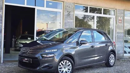 Cinzento Usado 2013 Citroën C4 Picasso Monovolume | € 12.450 (Preço justo)