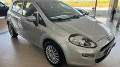 Cinza Usado 2017 Fiat Punto Easy Citadino | € 7.990 (Preço justo)