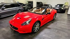 Vermelho Usado 2011 Ferrari California | € 130.000