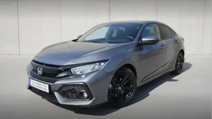 Cinzento Usado 2018 Honda Civic Executive Citadino | € 19.990 (Preço justo)