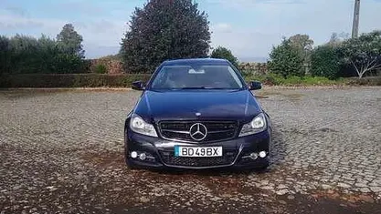 Preto Usado 2012 Mercedes C250 Coupé | € 16.900 (Preço justo)
