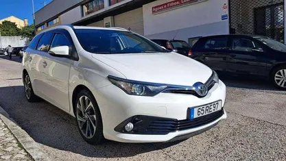 Usado 2017 Toyota Auris Touring Sports Carrinha | € 13.990 (Preço justo)