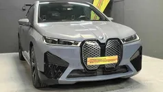 Cinzento Usado 2022 BMW iX SUV | € 47.900 (Bom preço)