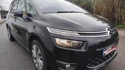 Usado Citroën Grand C4 Picasso 120 HP (88 kW) 2014 Preto Monovolume