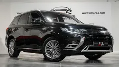 Preto Usado 2020 Mitsubishi Outlander Instyle SUV | € 23.900 (Preço justo)
