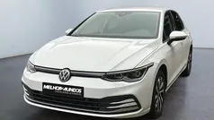 Branco Usado 2021 VW Golf VIII Life | € 19.990 (Preço justo)