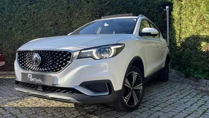 Usado 2021 MG ZS Luxury SUV | € 17.990 (Preço justo)