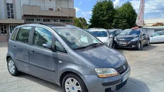 Azul Usado 2005 Fiat Idea Monovolume | € 2.999