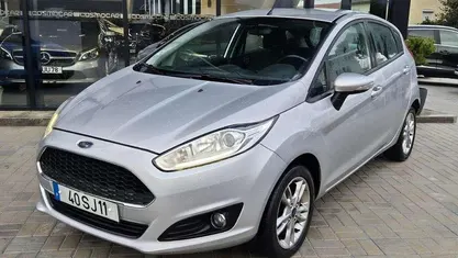 Usado 2017 Ford Fiesta Trend Citadino | € 8.700 (Preço justo)