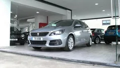 Cinzento Usado 2018 Peugeot 308 Style Carrinha | € 13.600 (Preço justo)