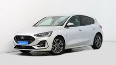Cinzento Usado 2023 Ford Focus | € 21.900 (Preço justo)