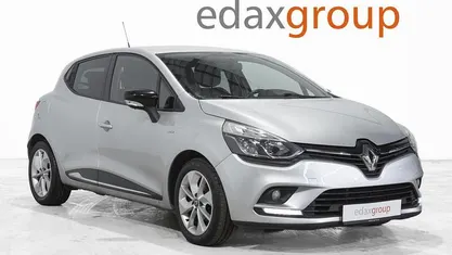 Usado 2017 Renault Clio IV LIMITED | € 10.990 (Preço justo)