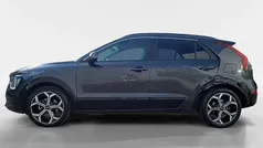 Cinza Usado 2022 Kia Niro SUV | € 22.990 (Bom preço)