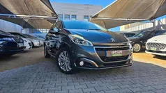 Usado 2017 Peugeot 208 Style Citadino | € 8.900 (Preço justo)