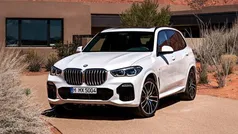 Cinzento Usado 2021 BMW X5 xLine SUV | € 51.750 (Preço justo)