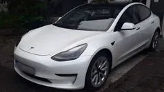Branco Usado 2021 Tesla Model 3 Sedan | € 28.900 (Super Preço)
