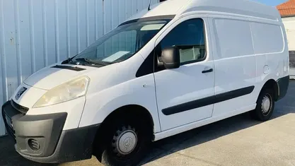 Usado Peugeot Expert 90 HP (66 kW) 2008 Branco Van