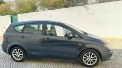 Cinzento Usado 2011 Seat Altea Monovolume | € 6.300 (Preço justo)