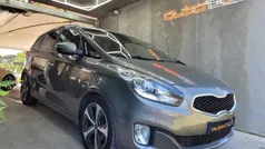 Cinza Usado 2015 Kia Carens Monovolume | € 11.990 (Preço justo)