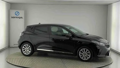 Usado Renault Clio V Evolution 101 HP (74 kW) 2024