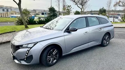 Usado Peugeot 308 SW 120 HP (88 kW) 2022 Carrinha