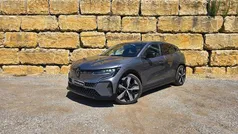 Cinza Usado 2023 Renault Mégane Techno | € 28.900 (Preço justo)