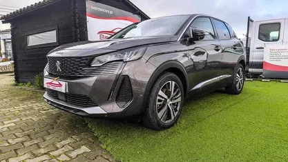 Cinzento Usado 2022 Peugeot 3008 | € 21.500 (Preço justo)