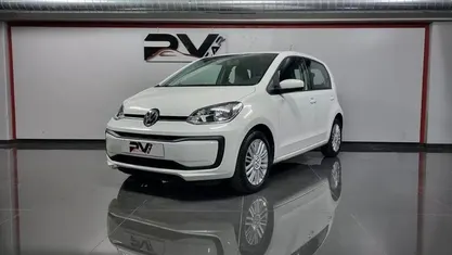 Branco Usado 2016 VW up! Move Citadino | € 7.990 (Bom preço)