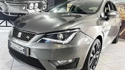 Cinzento Usado 2016 Seat Ibiza FR Citadino | € 10.900 (Preço justo)