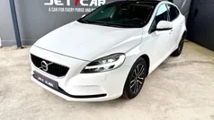 Usado 2017 Volvo V40 Momentum Carrinha | € 17.990 (Preço justo)