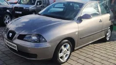 Cinzento Usado 2002 Seat Ibiza Citadino | € 4.490 (Preço justo)