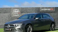 Cinza Usado 2018 Mercedes A180 Style | € 22.900 (Preço justo)