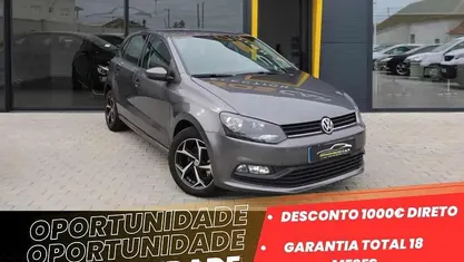 Cinza Usado 2016 VW Polo LOUNGE Citadino | € 11.000 (Preço justo)