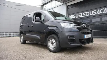 Preto Usado 2022 Citroën Berlingo Monovolume | € 14.000 (Preço justo)