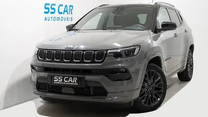 Usado Jeep Compass 240 HP (176 kW) 2021 Cinza SUV