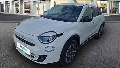Novo Fiat 600 La Prima 110 HP (80 kW) 2025 Branco SUV