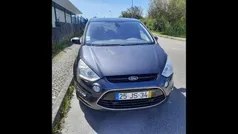 Cinzento Usado 2010 Ford S-MAX S Monovolume | € 9.950 (Bom preço)